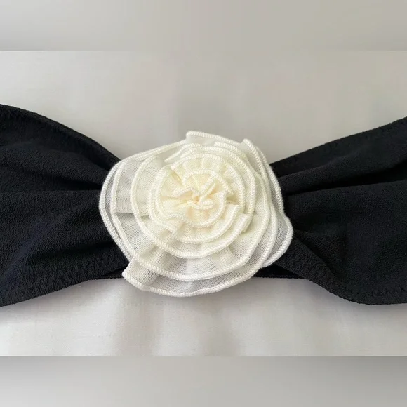 Currently SOLD OUT BNWT SAME Rose Bandeau Top (Faux Suede Black/Cream) in Size L - Picture 4 of 11